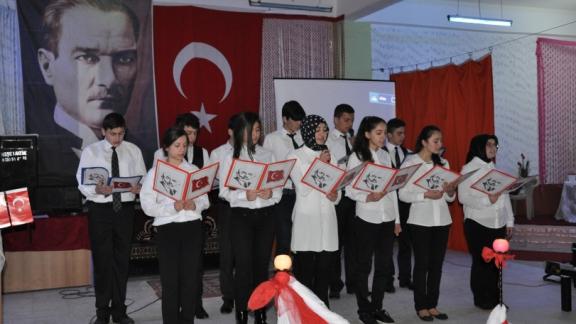  İlçemizde 12 Mart İstiklal Marşının Kabulünün 94.Yıldönümü ve Mehmet Akif ERSOY`u Anma Programı  Düzenlendi. 