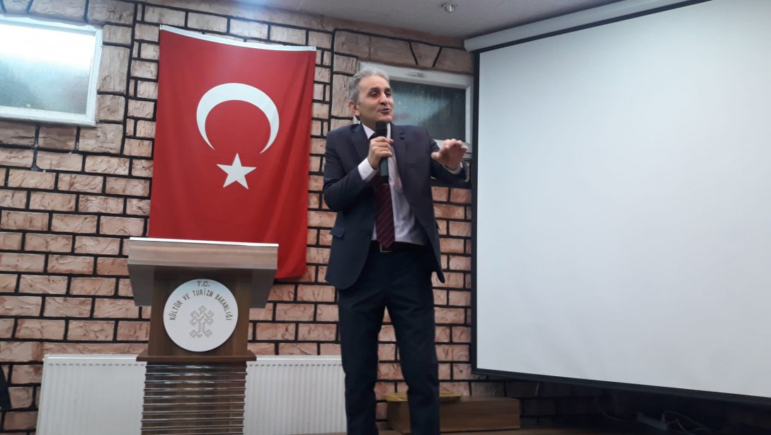 Eğitimci Yazar Ahmet SEZGİN Konferans