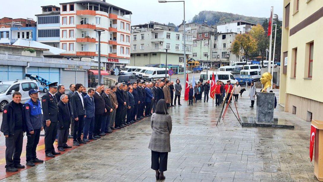 10 Kasım Atatürk'ü Anma Günü Çelenk Sunma Töreni ve Anma Programı